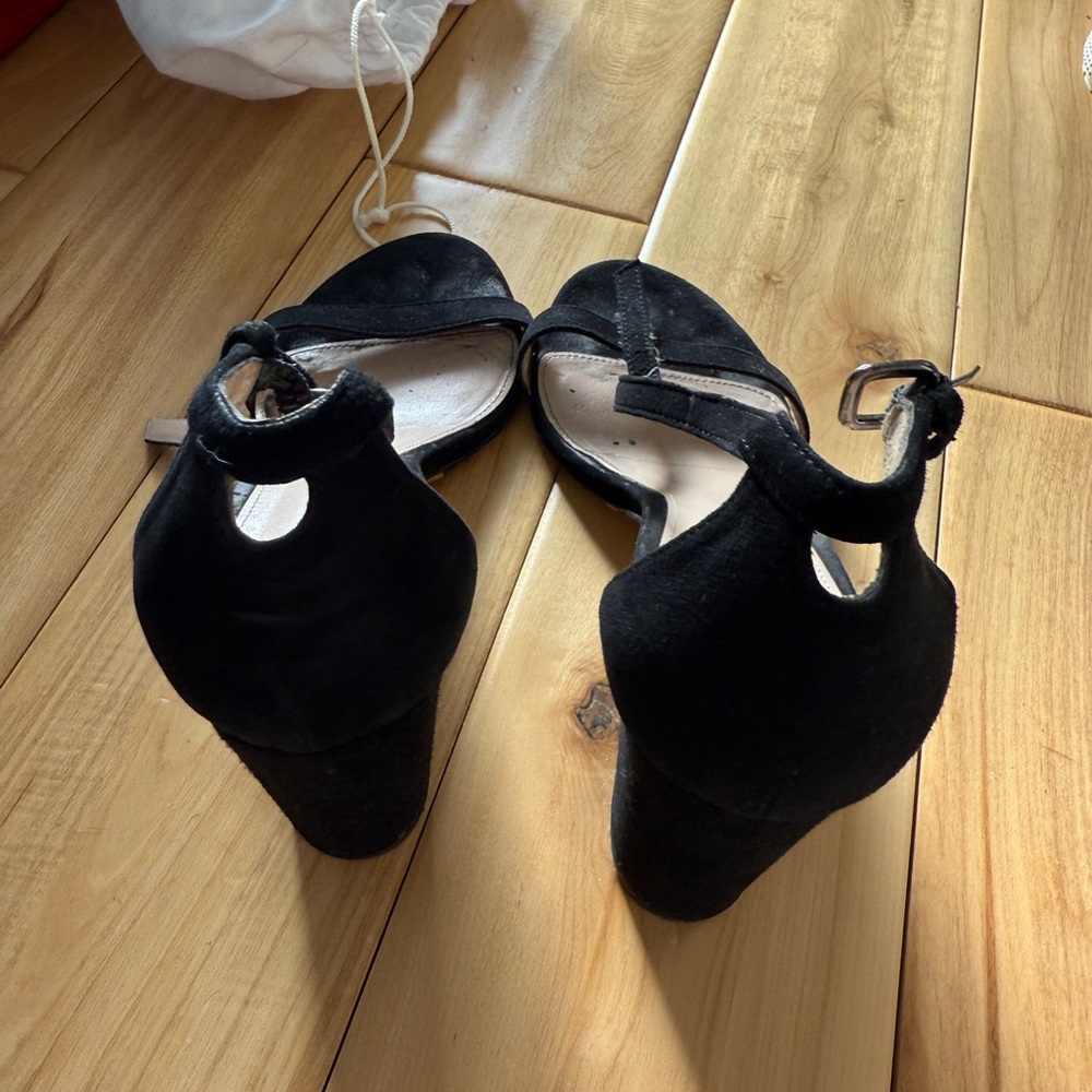 Stuart Weitzman open toe heels - Picture 3 of 5